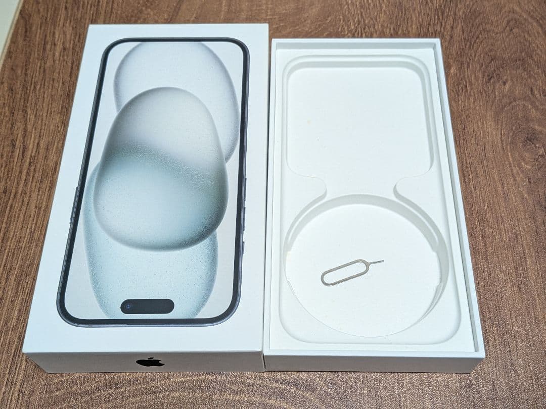 Apple iPhone 15 128GB ブラック 本体