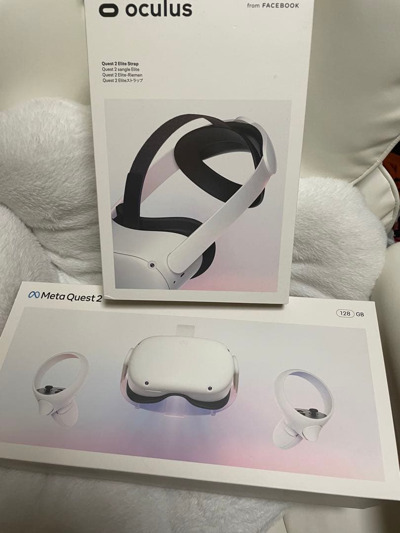 【ほぼ新品 美品】 Quest2 128GB & Elite ストラップ