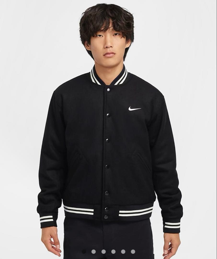 Nike ブラック スタジャン