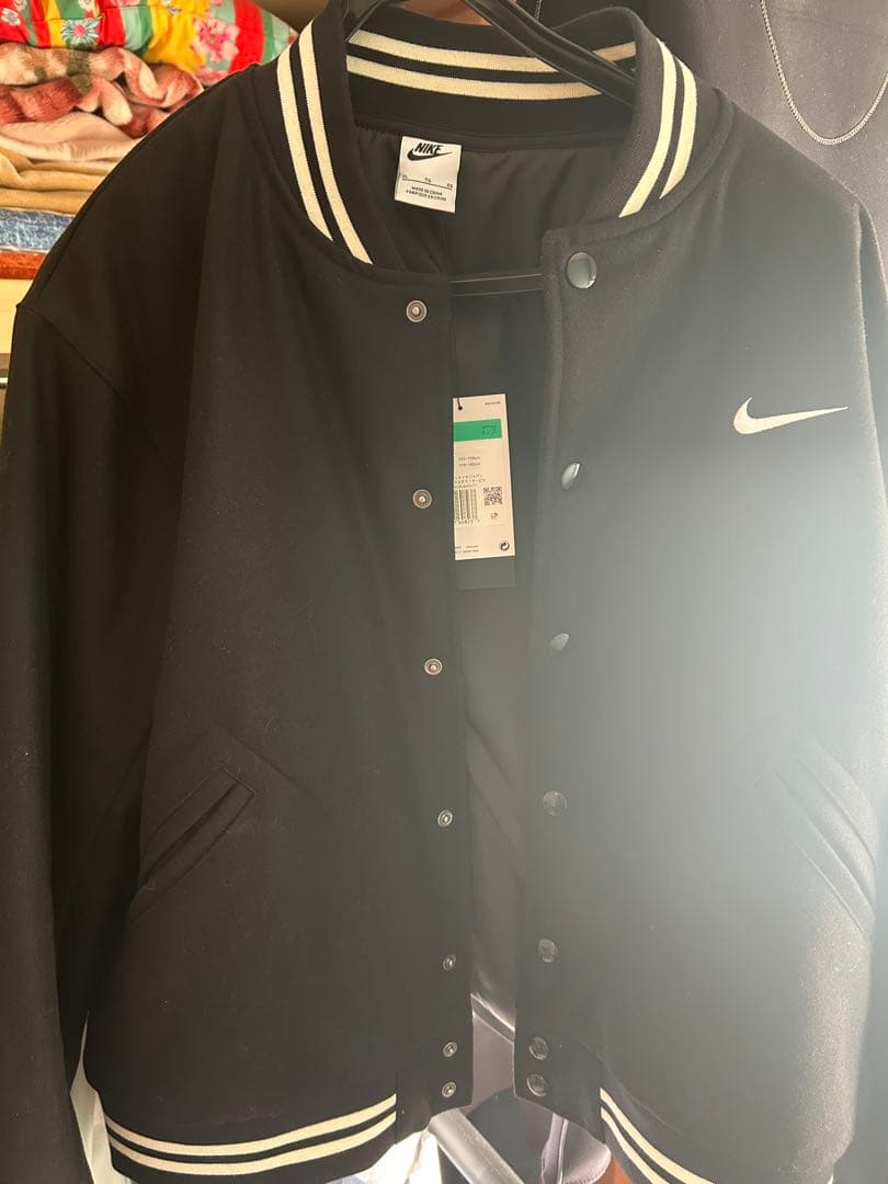 Nike ブラック スタジャン