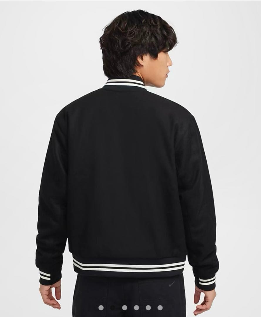 Nike ブラック スタジャン