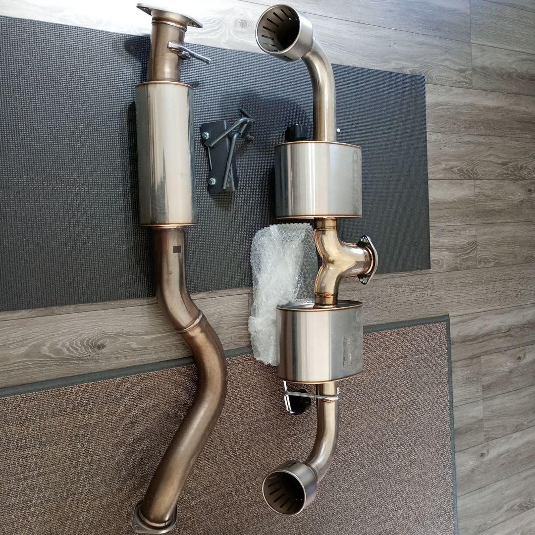 HKS　スーパーターボマフラー アーバンマットエディション grヤリス　後期用