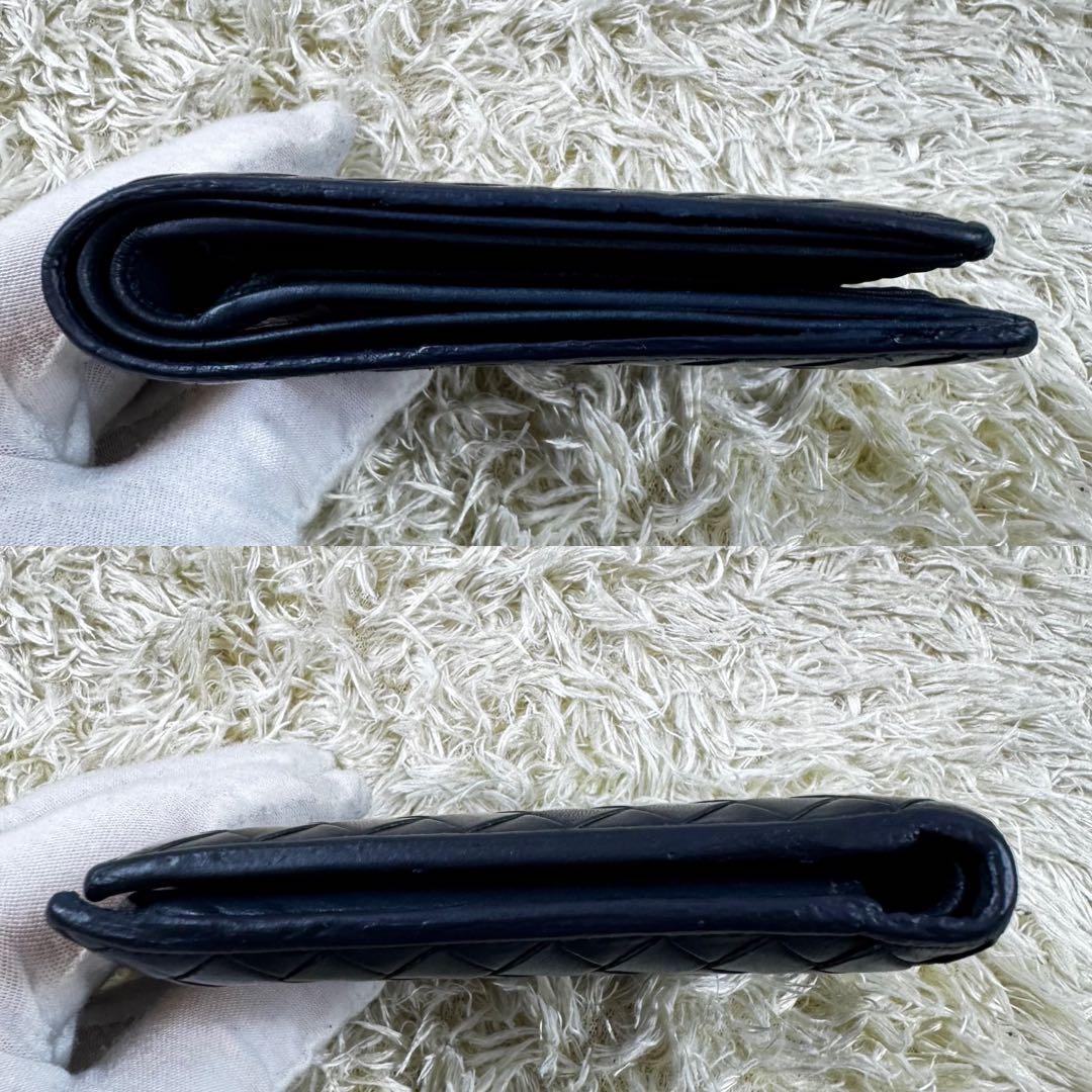 人気✨ボッテガヴェネタ　二つ折り財布　札入れ　イントレチャート　ネイビー