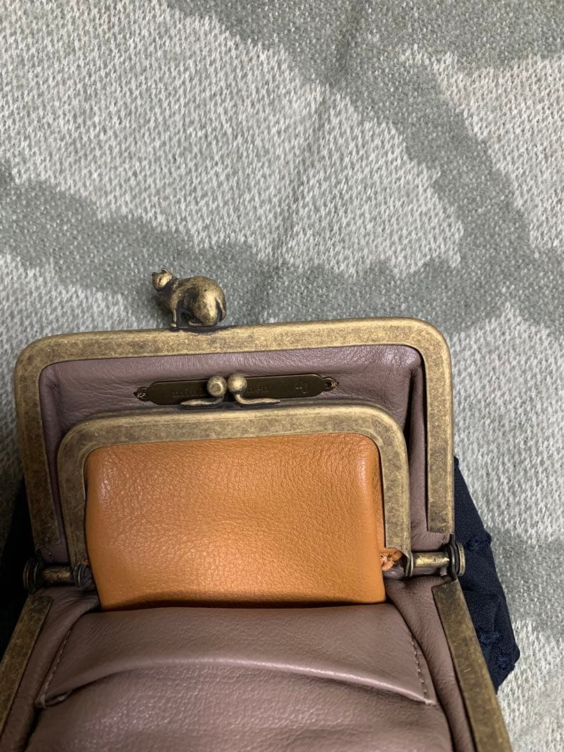 あかいくるまです　ミナペルホネンタンバリンダークネイビーカドルパース