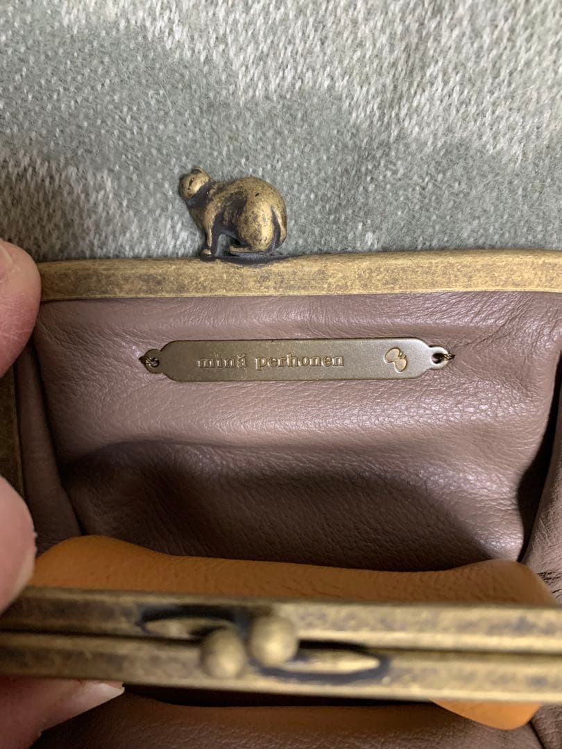 あかいくるまです　ミナペルホネンタンバリンダークネイビーカドルパース