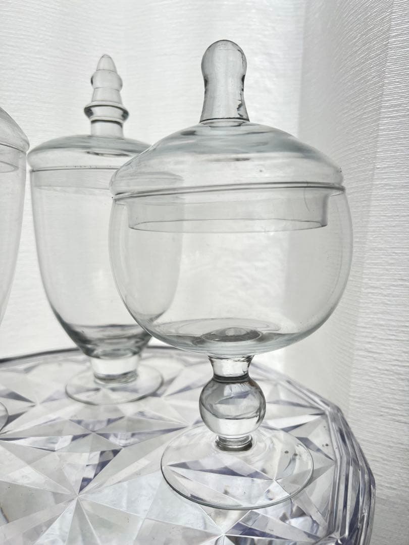 キャニスター　ガラス　ジャー　お菓子入れ　ボンボニエール　キャンディーポット