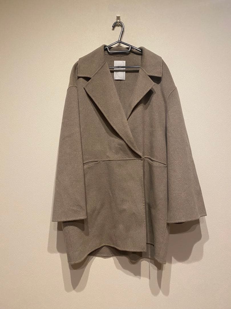 美品【定価59,400円】Noble Super160リバーミドルコート36