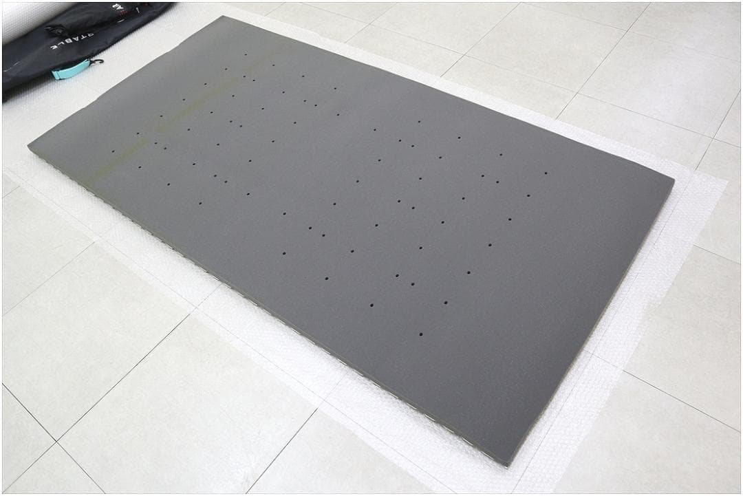 極美品 西川 Air エアーポータブル モバイルマット 持ち運び マット 寝具