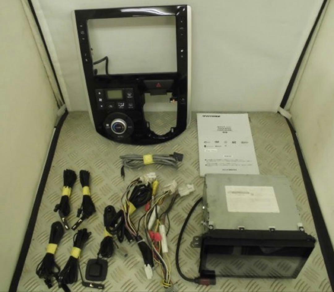 ダイハツ 8インチナビ NSZN-W64DB LA600S 610S