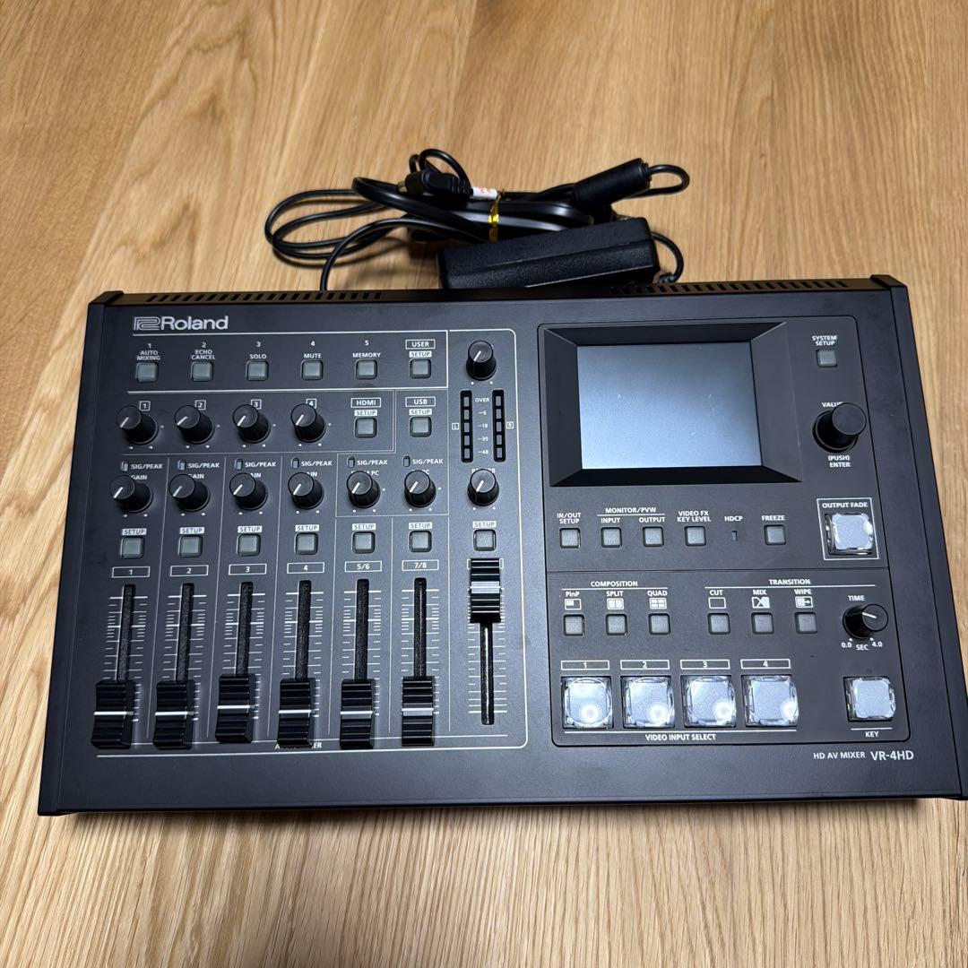 Roland VR-4HD デジタルAVミキサー 特に問題なく動作します