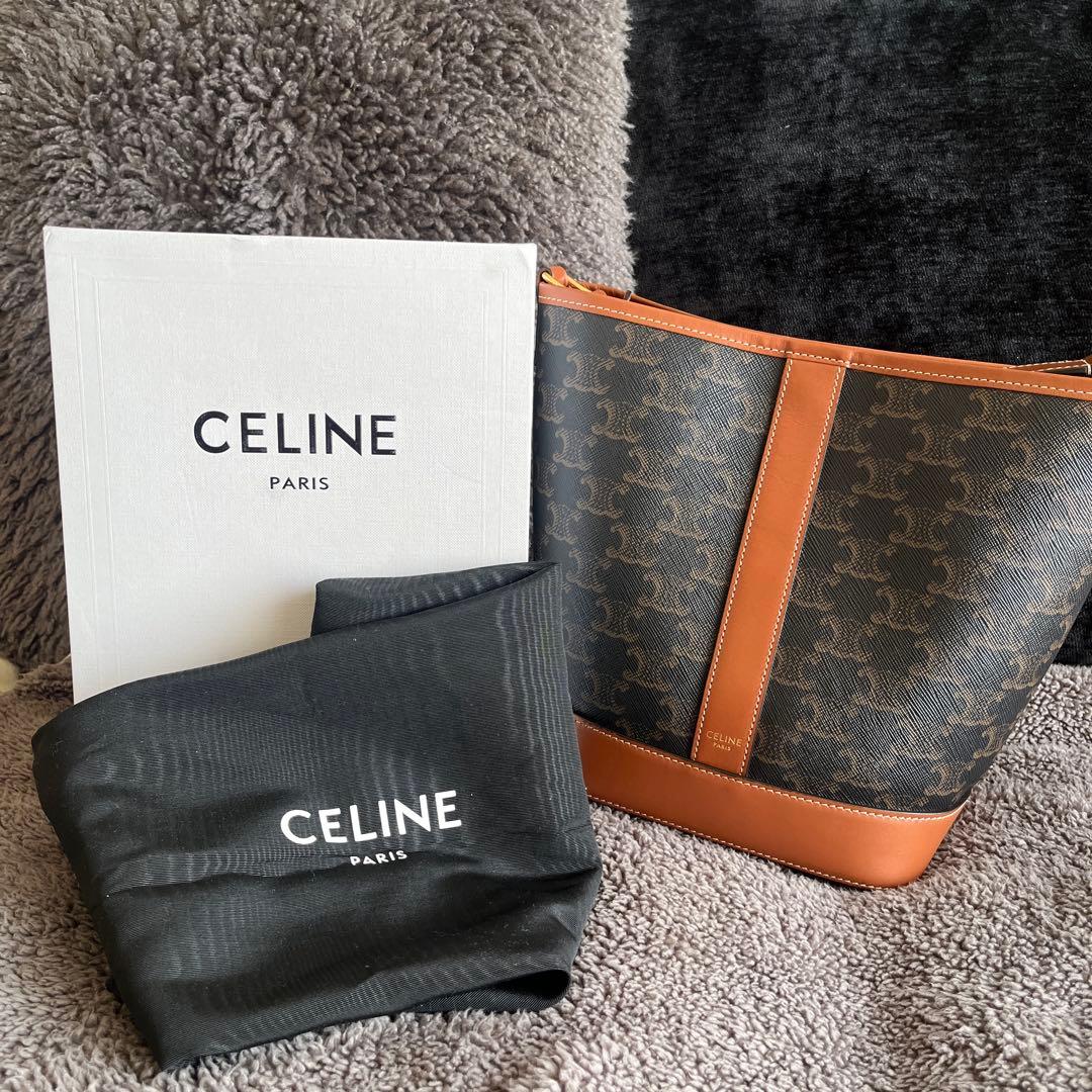 ◆ CELINE (セリーヌ) トリオンフ スモールバケット