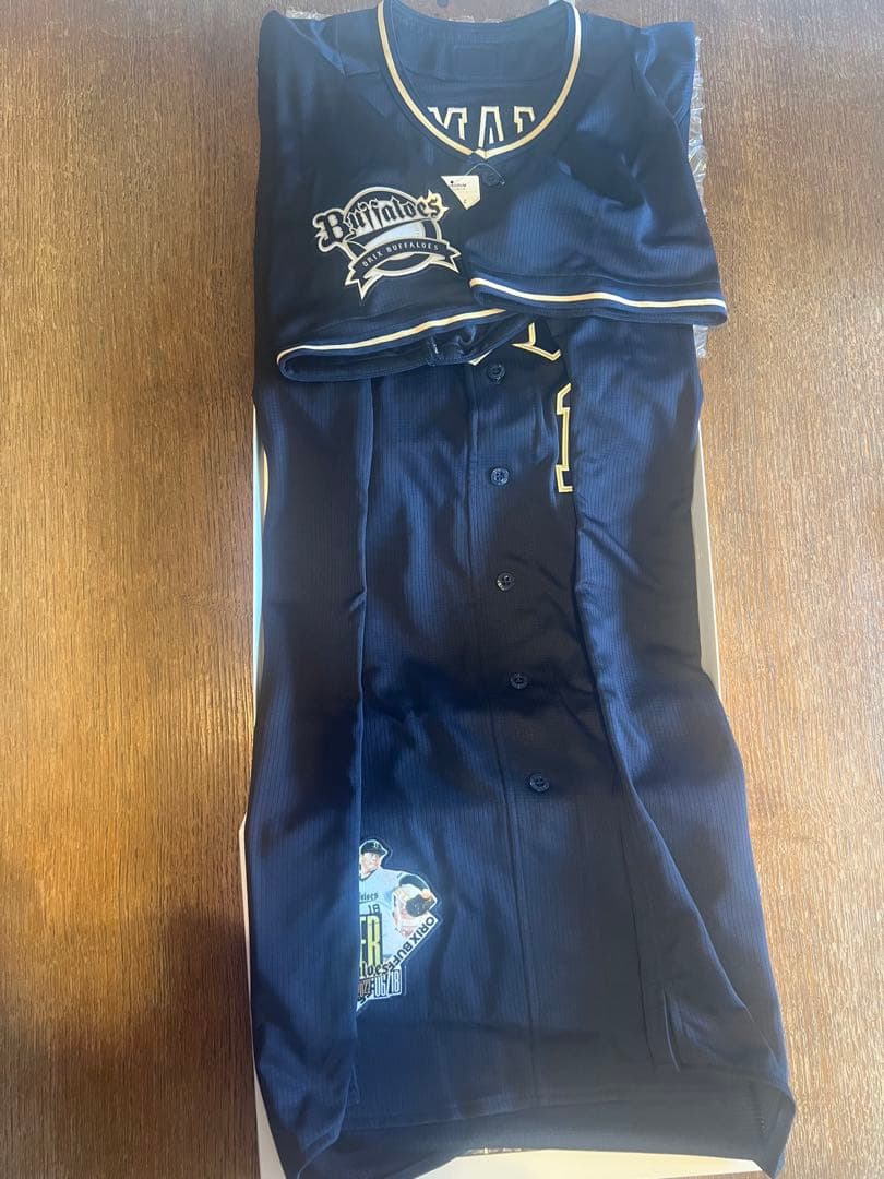 ワールドS MVP オリックス　ドジャース　山本由伸　直筆サイン　ユニフォーム