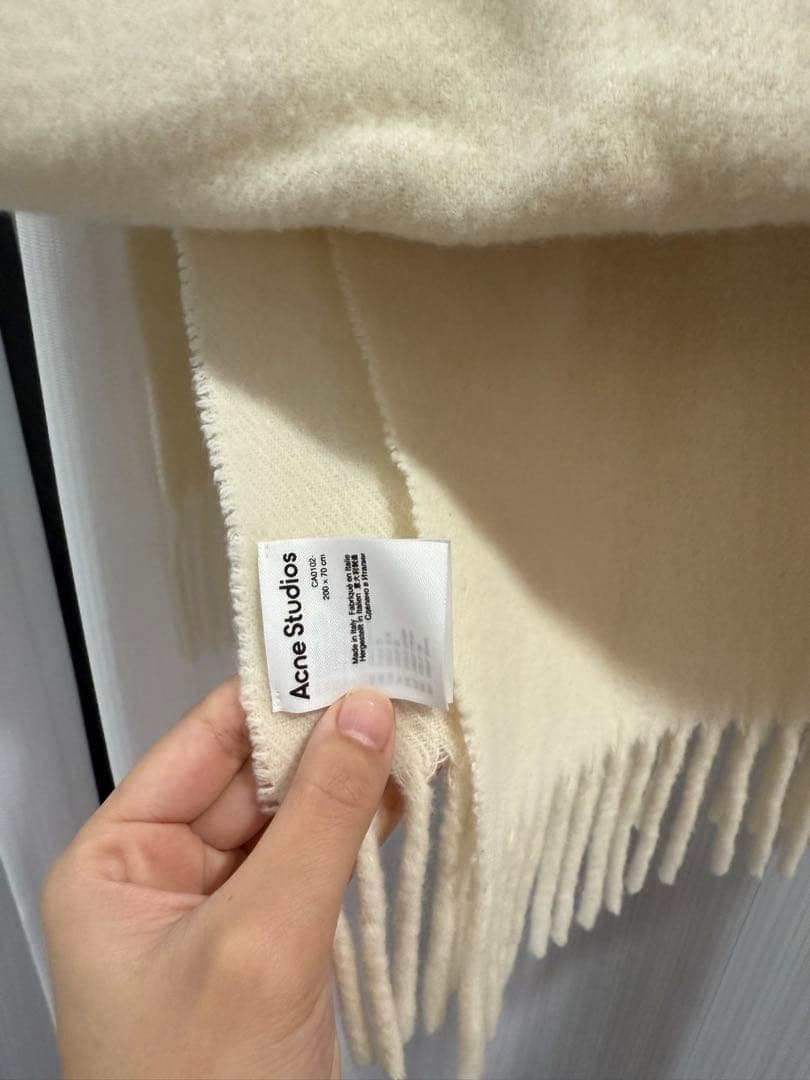【⭐︎】Acne Studios ホワイト フリンジ マフラー