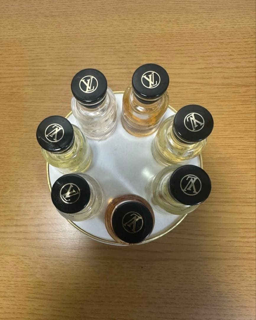 LOUIS VUITTON LES PARFUMS 香水セット
