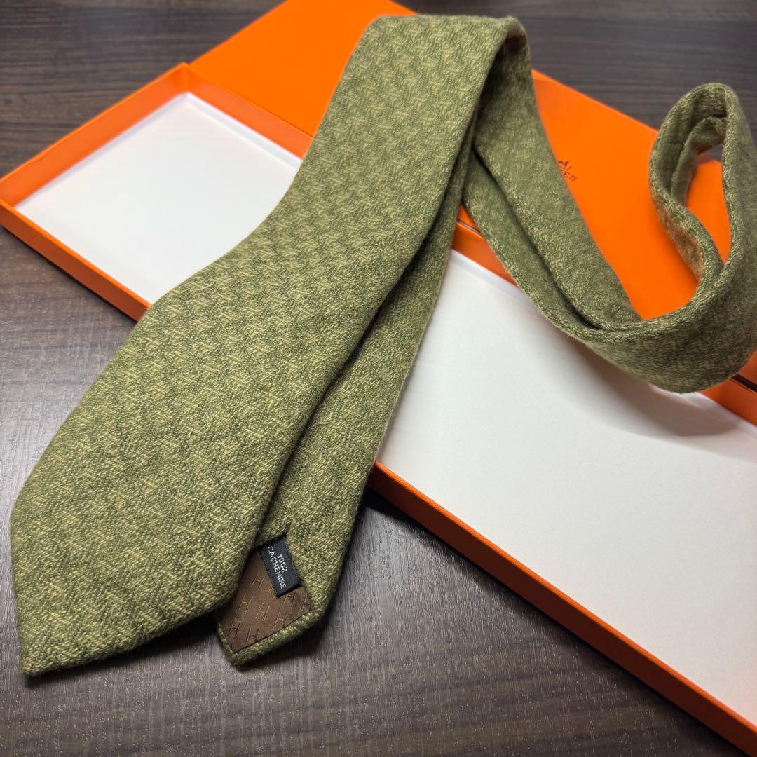 最高級 HERMES カシミヤ100% ヘリンボーン ネクタイ オリーブグリーン