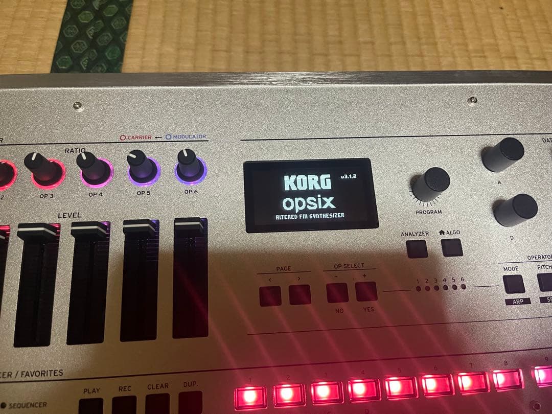 KORG opsix SE PLATINUM 限定仕様