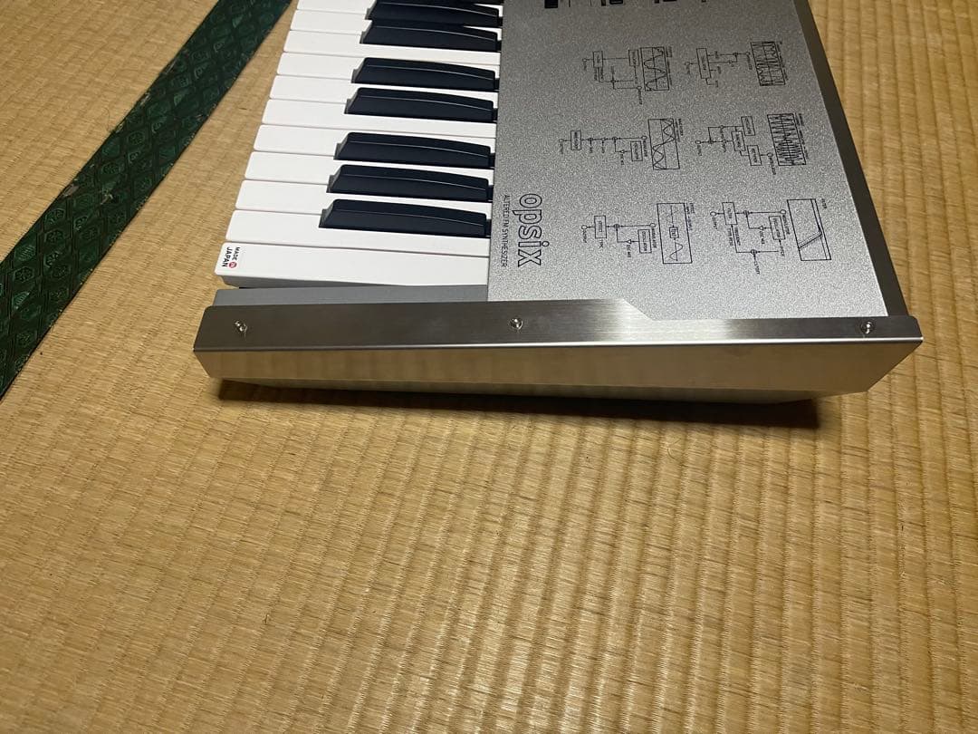 KORG opsix SE PLATINUM 限定仕様