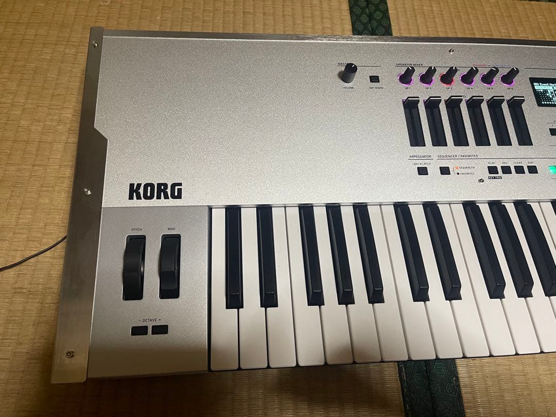 KORG opsix SE PLATINUM 限定仕様