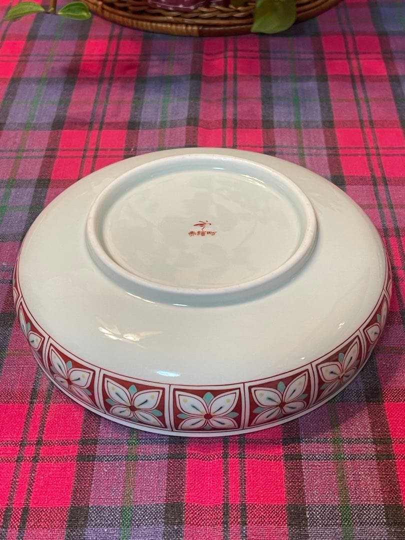 香蘭社　赤繪町工房　取り皿深皿5枚。花柄小鉢(小皿)5枚。10個セット，未使用。