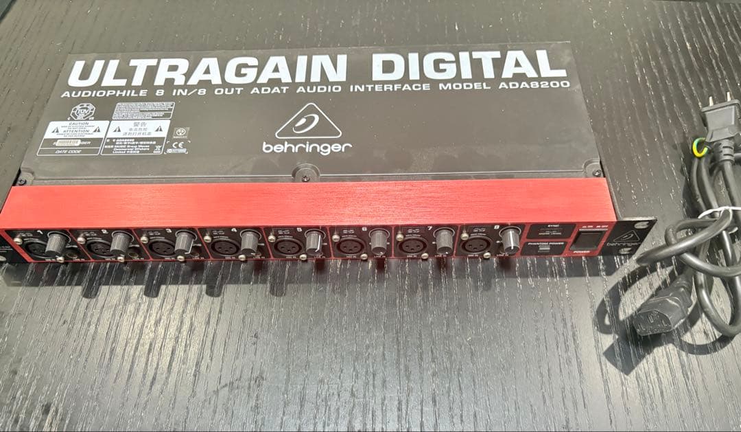 DTM・DAW Behringer ULTRAGAIN DIGITAL ADA8200