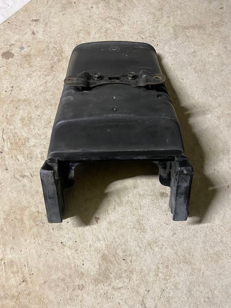 CBX400F/CBX550F 純正チェーンケース　リアフェンダー泥よけ　当時物