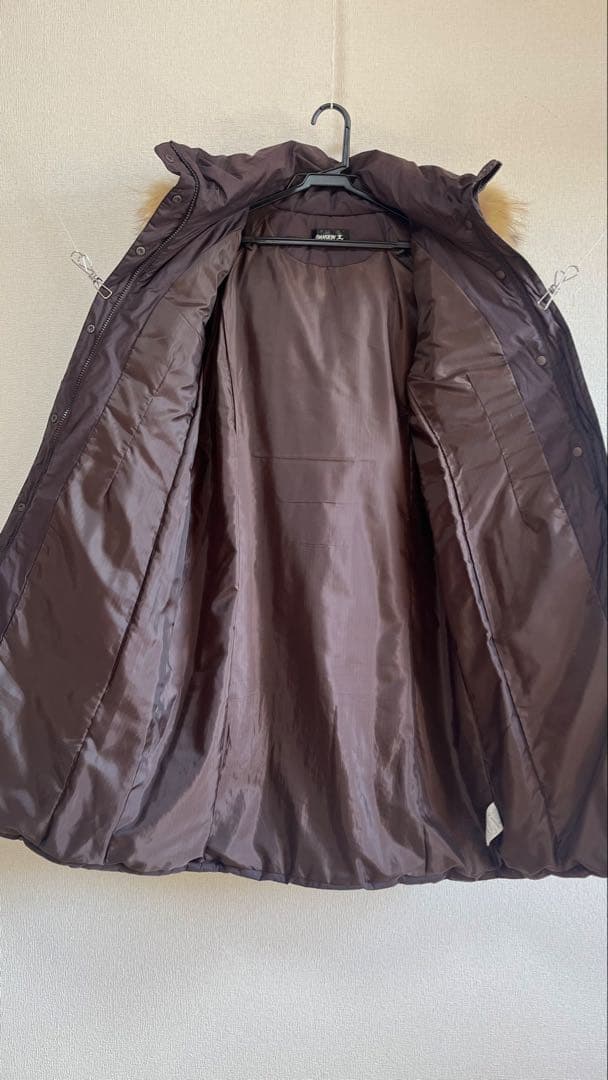 ファー付きダークブラウンロングコート