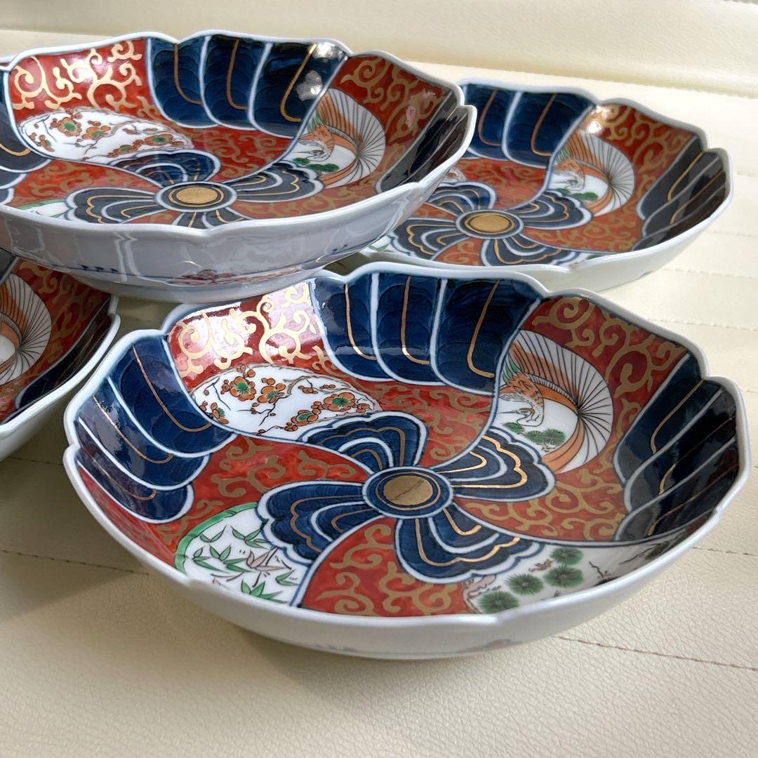 有田焼　藤太郎窯　金彩古伊万里様式　深皿揃　5枚セット　中鉢　中皿　唐草　金襴手