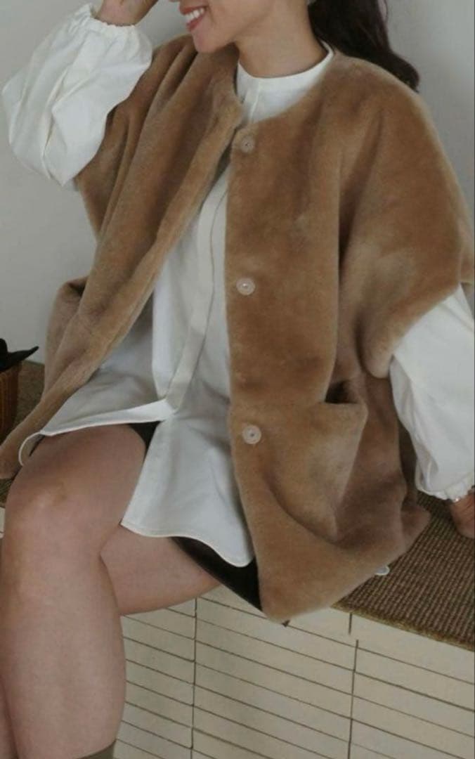 完売！bow.a ボウエー　FAKE FUR VEST