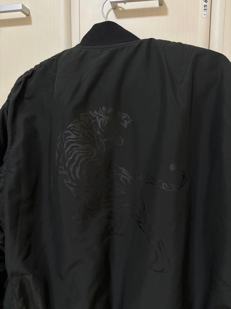 Onitsuka Tiger ブラック MA-1ジャケットL