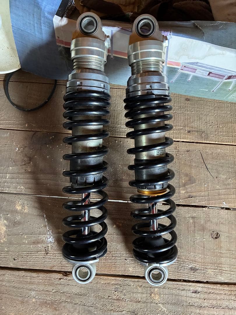 オーリンズ リアサス　SR400