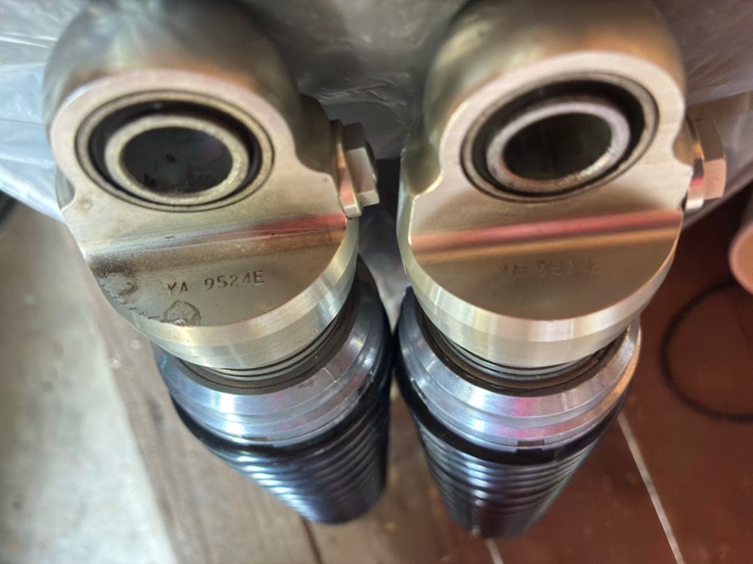 オーリンズ リアサス　SR400