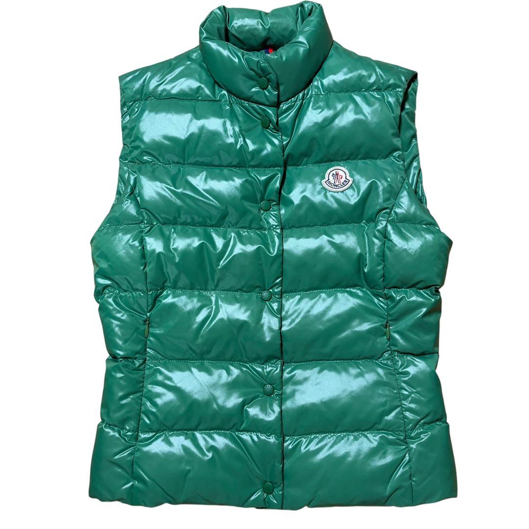 希少モデル MONCLER モンクレール ダウンベスト　グリーン　ボタン　0