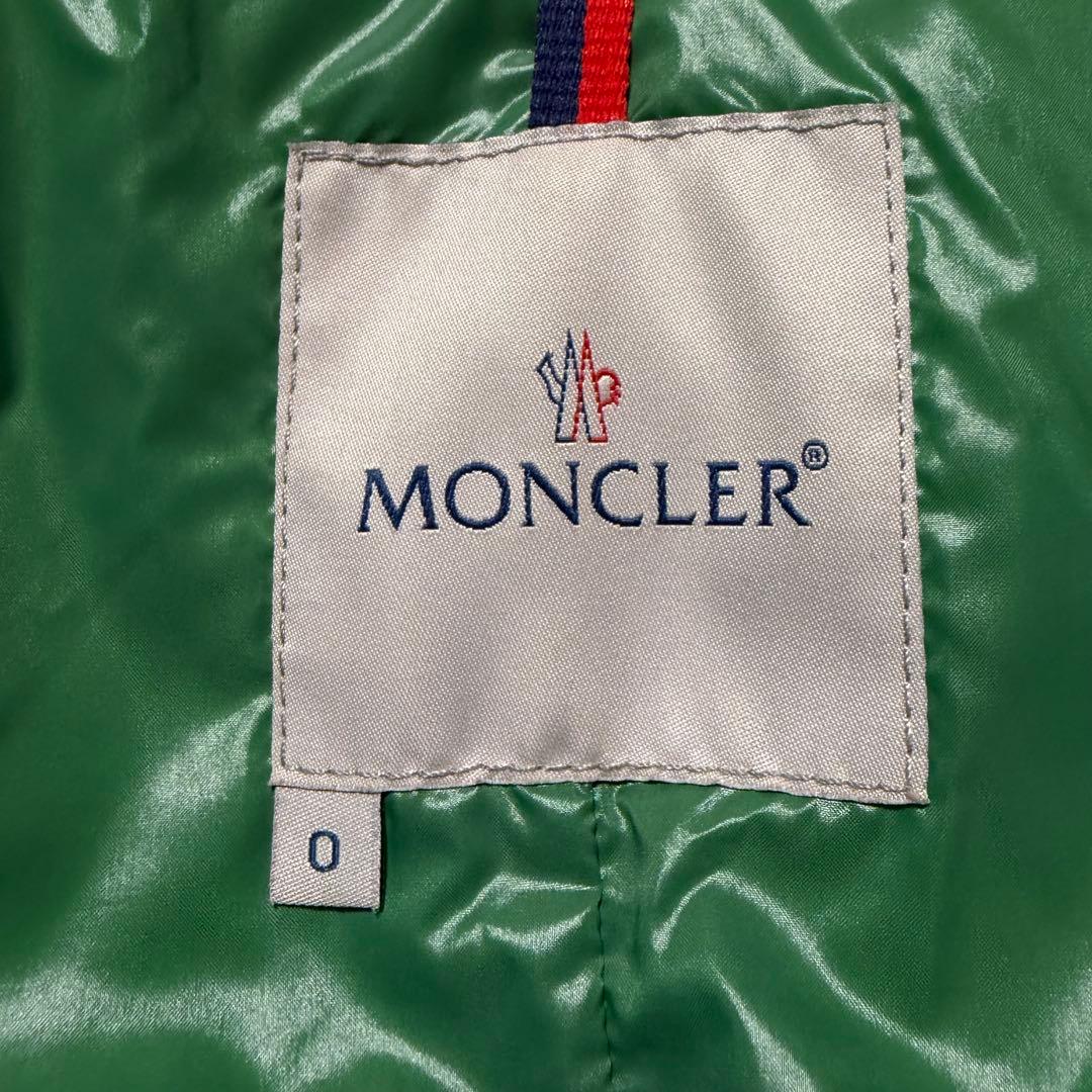希少モデル MONCLER モンクレール ダウンベスト　グリーン　ボタン　0