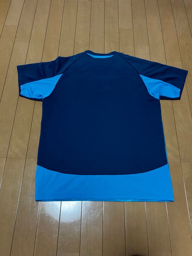 ヨネックス 半袖シャツ 青 グラデーション