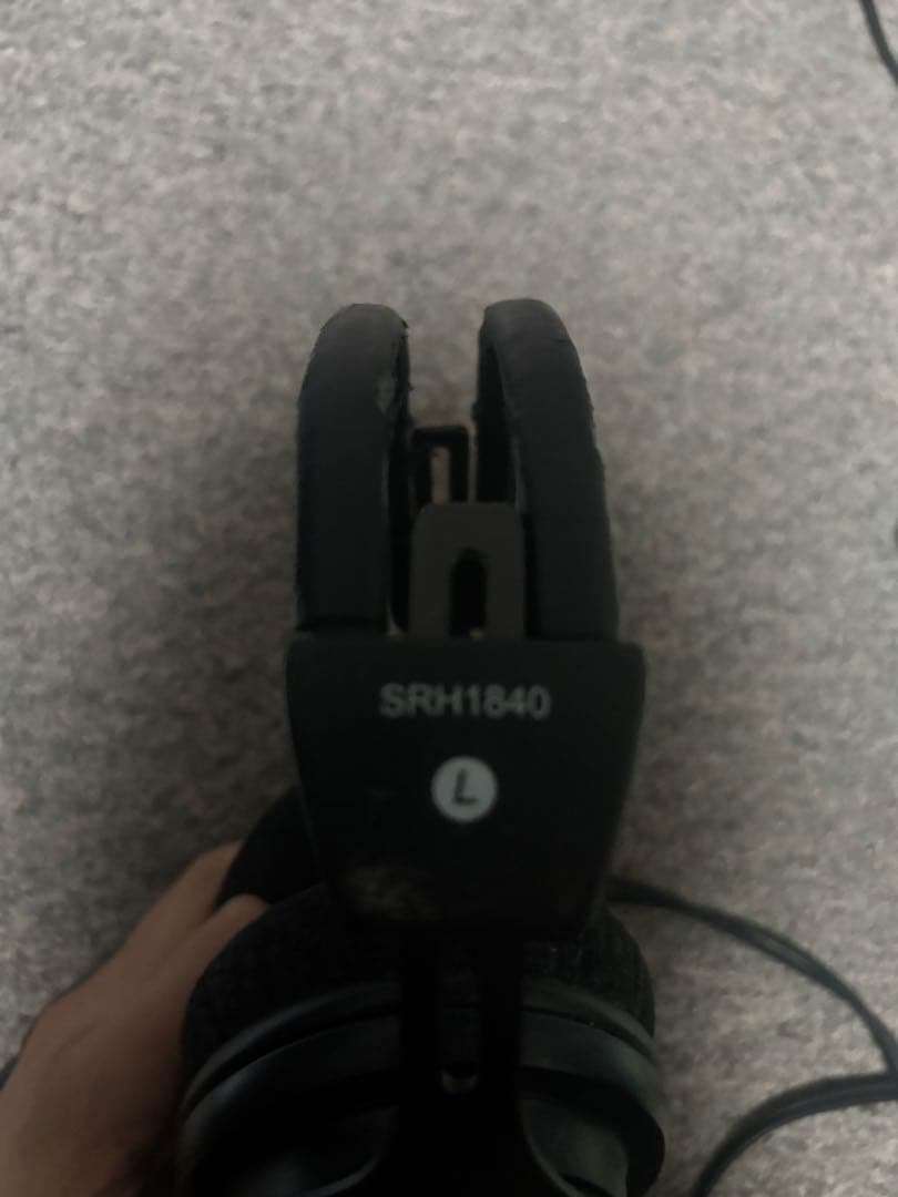ヘッドホン shure srh1840