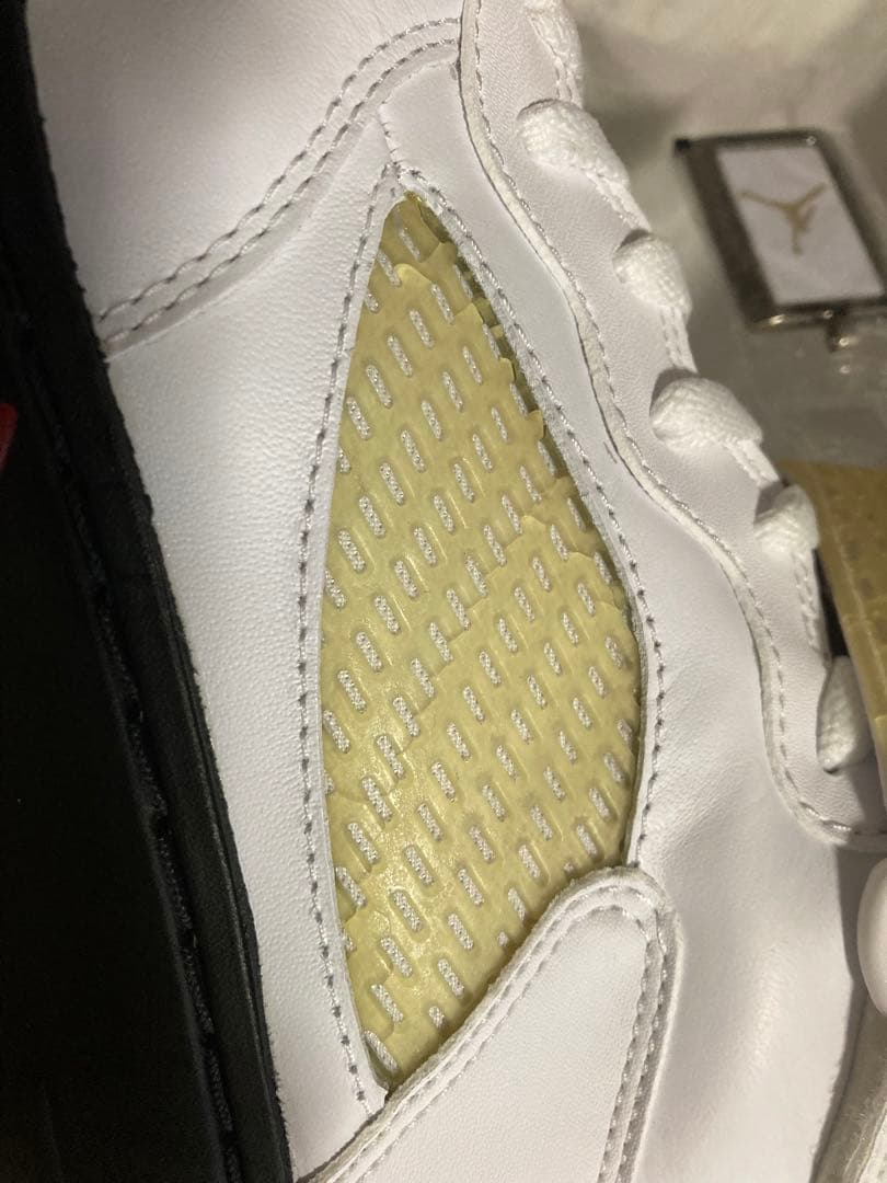 流川着用カラー Nike Air Jordan 5 & air force1