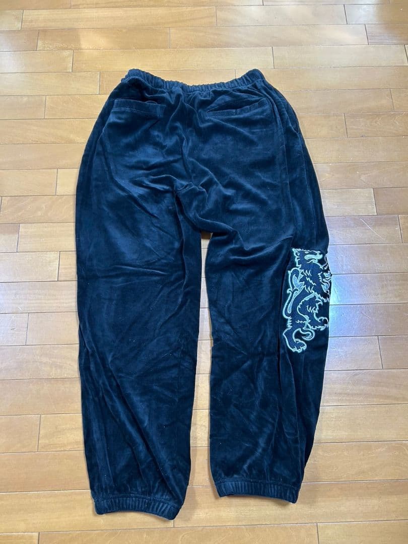 AVIREX ベロアジャージ セットアップ 黒