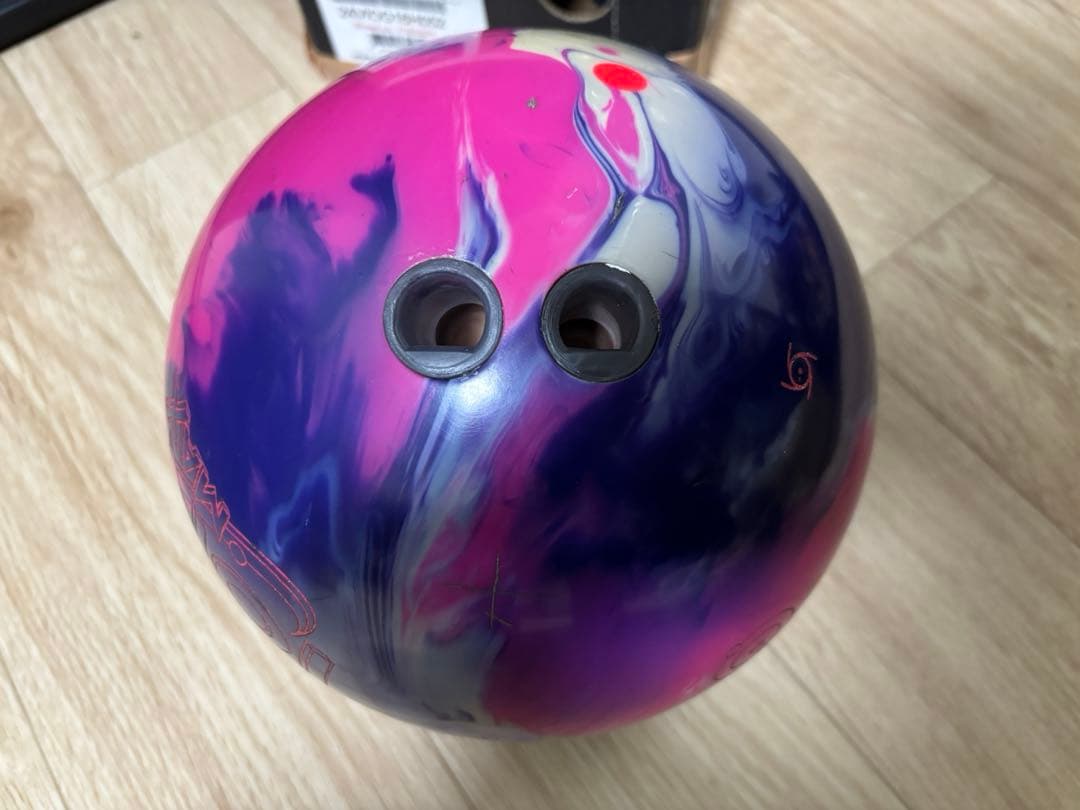 ION MAX(アイオンマックス)15ポンド3オンス　ボウリング