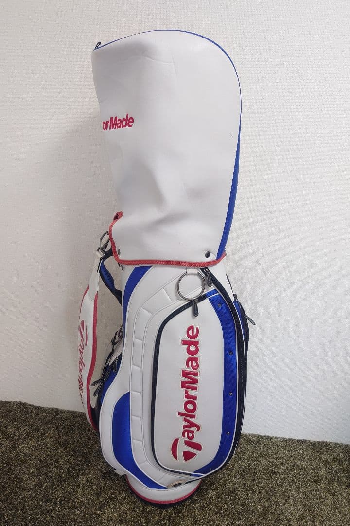 Taylor Made TM CORE キャディバッグ
