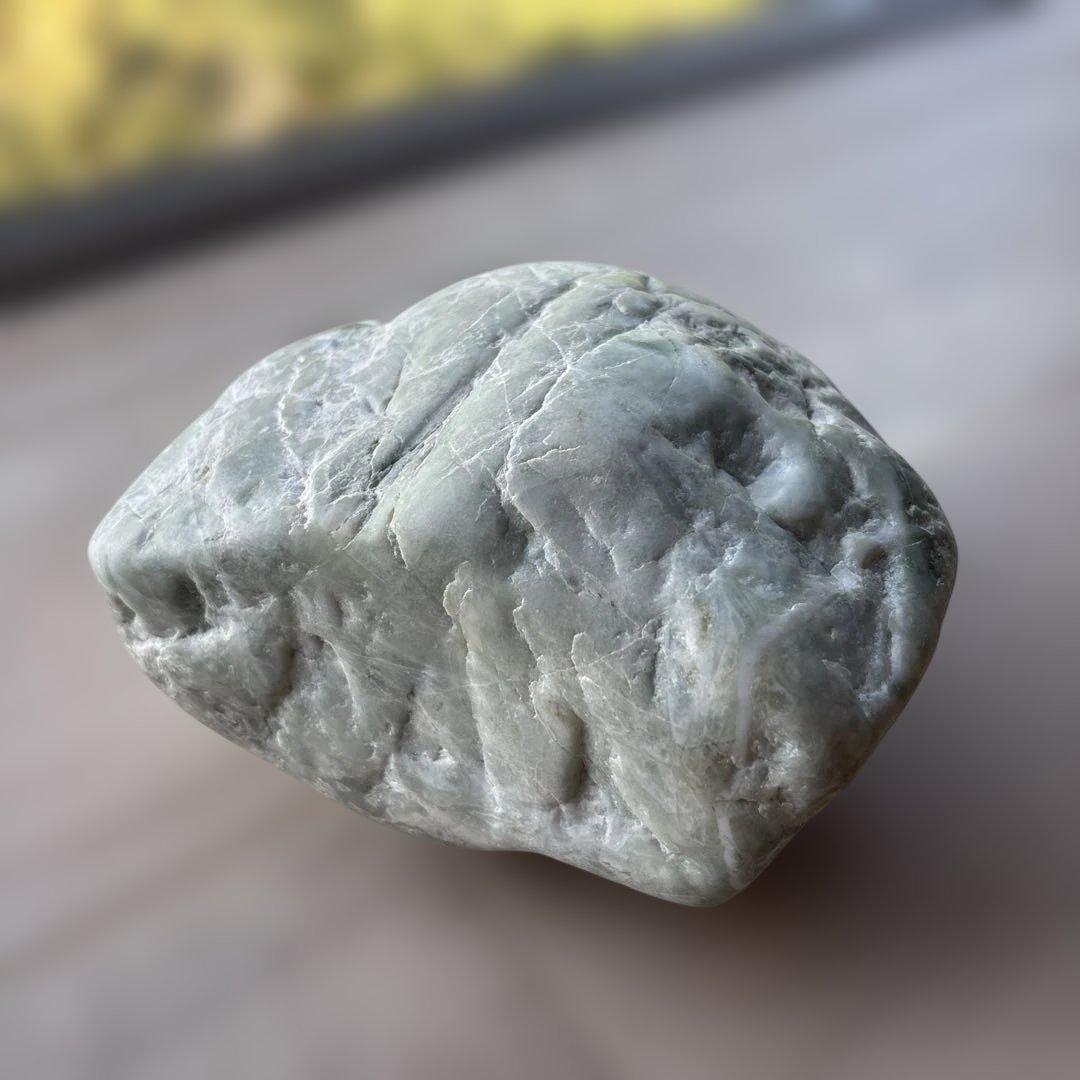 依頼により値下げ中　【国石】　糸魚川　翡翠　原石　ヒスイ　約3.4kg