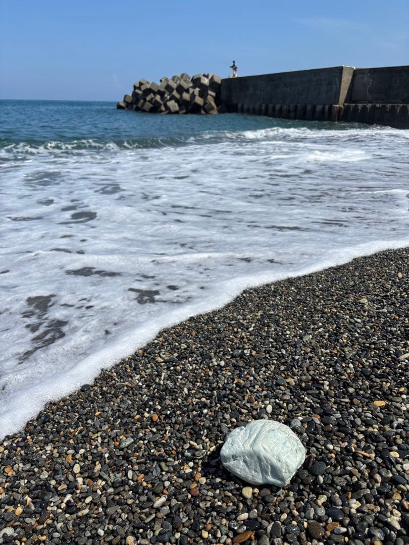 依頼により値下げ中　【国石】　糸魚川　翡翠　原石　ヒスイ　約3.4kg