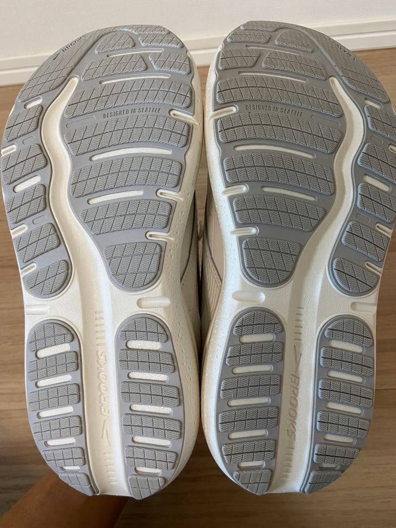BROOKS ブルックス GHOST MAX L ゴーストマックス 27㎝