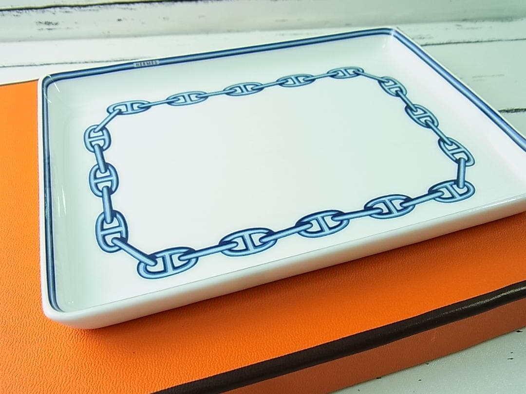 シシィ様用　正規品未使用エルメス シェーヌダンクルスクエアプレート皿箱付