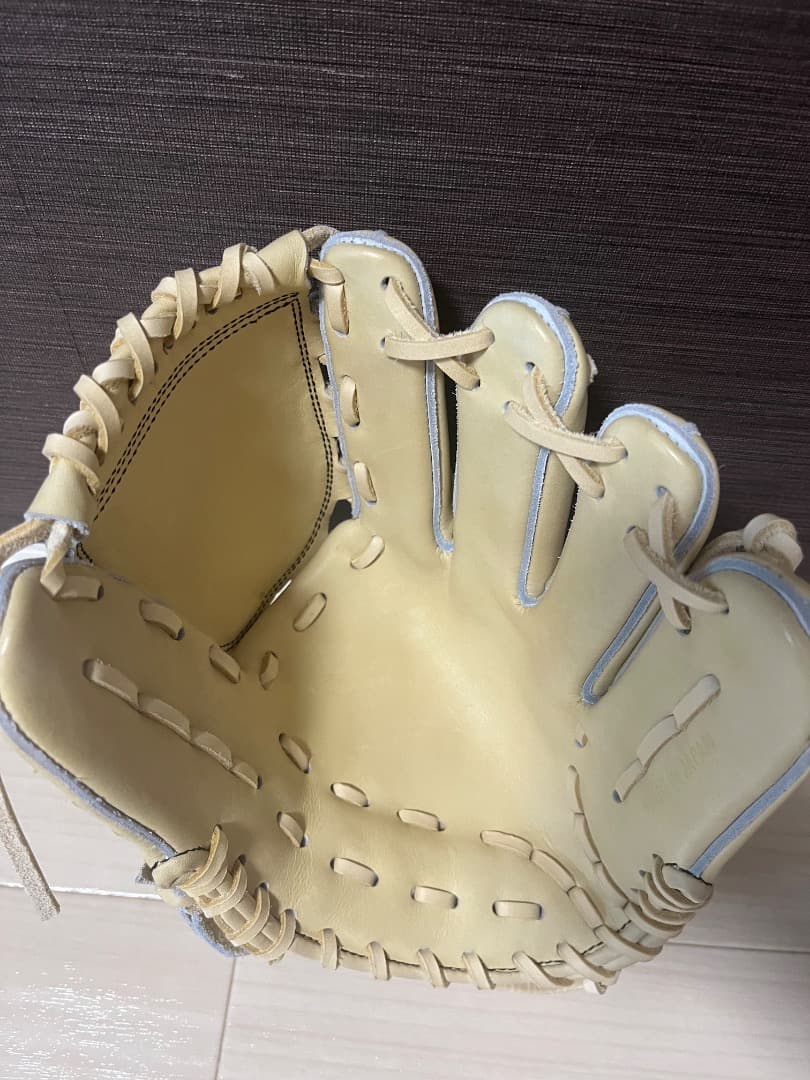 大幅値下げしました　未使用品　AG 特殊重心グローブ　投手特化　日本製