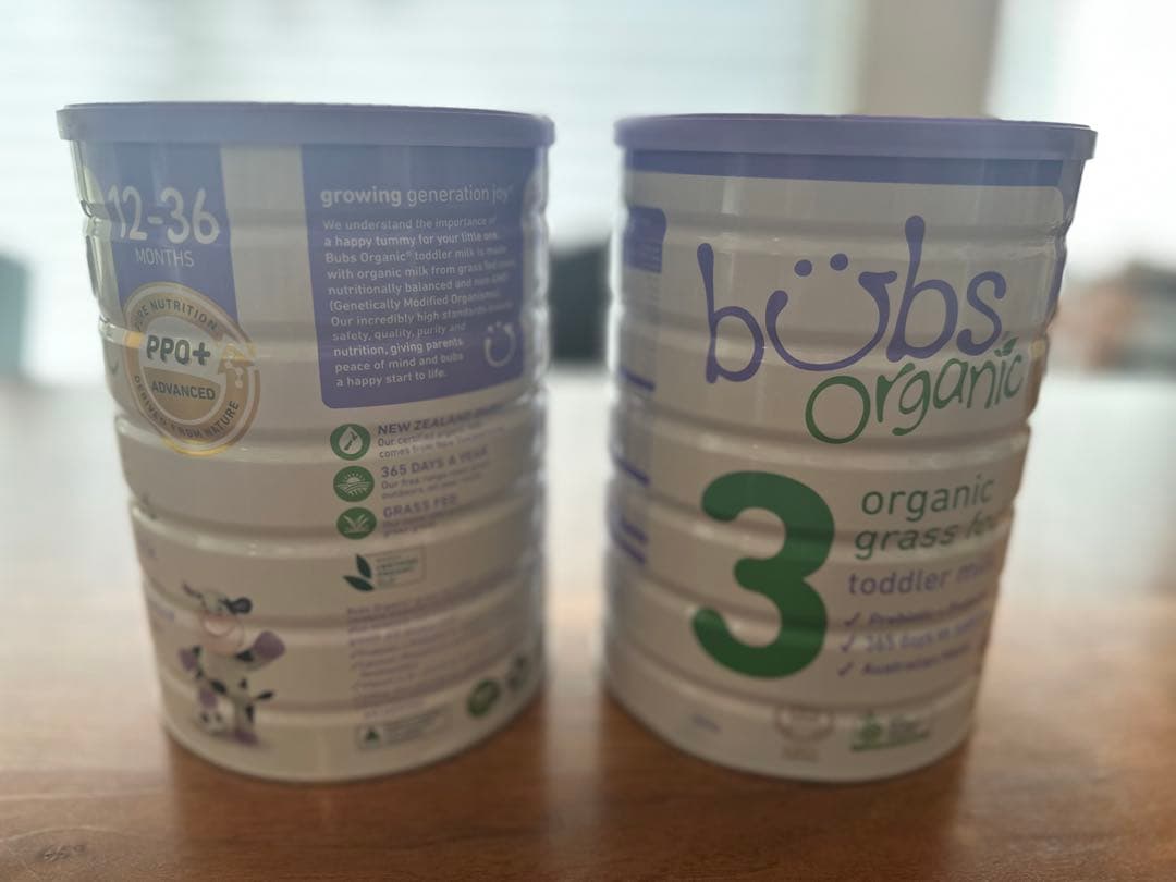 バブズオーガニックbubs Organic 3 12-36ヶ月用　800g２缶
