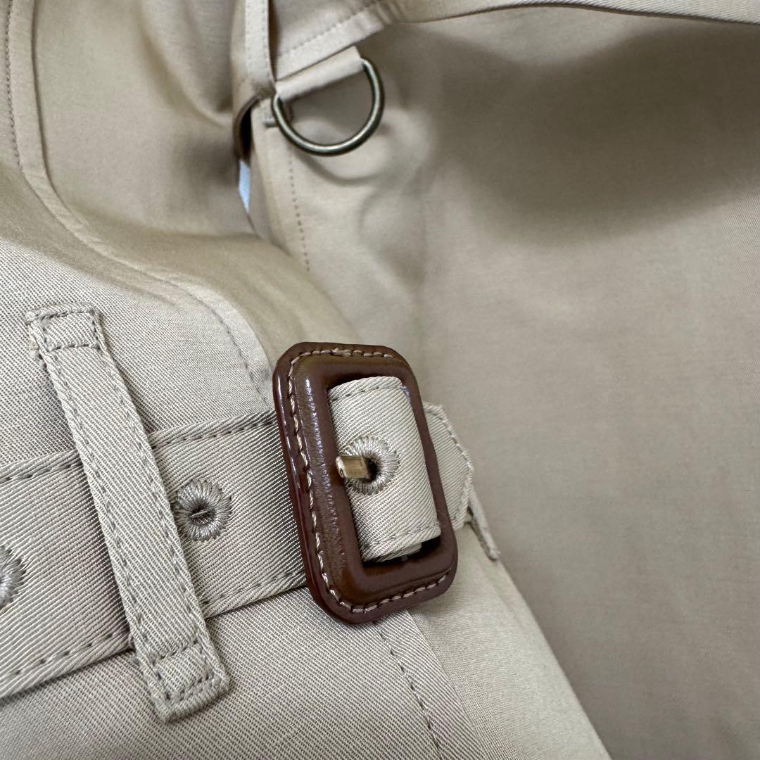 バーバリー　ベージュ トレンチコート ダブルブレスト