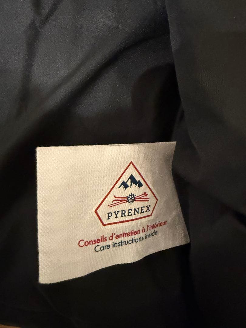値下げ❗️（本日2/2、11時まで価格）PYRENEX ダウンベスト Lブラック