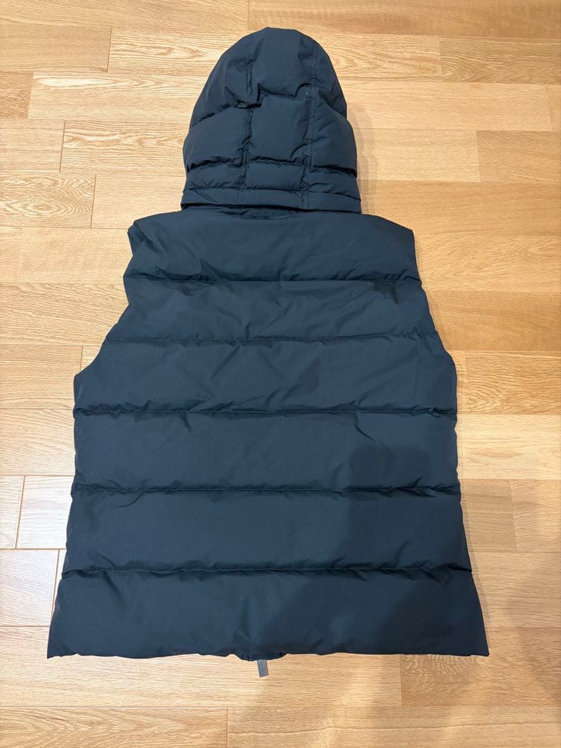 値下げ❗️（本日2/2、11時まで価格）PYRENEX ダウンベスト Lブラック
