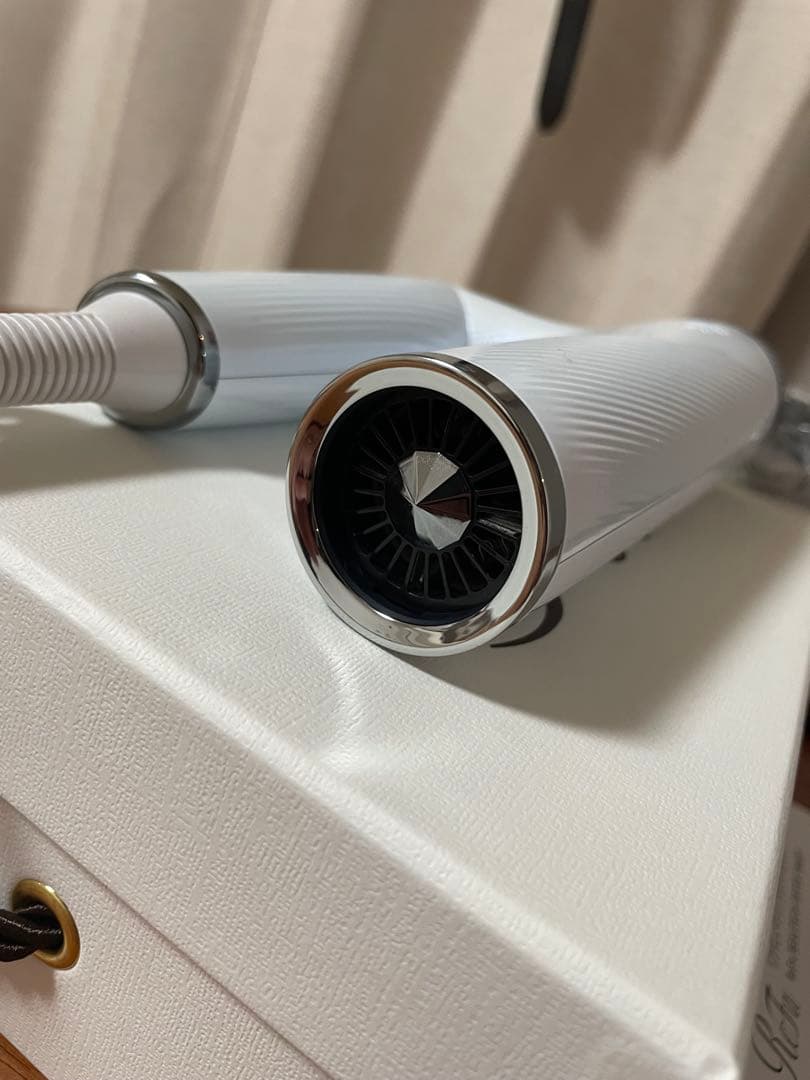 り*け様 Refa リファビューテック ドライヤースマート2023年製