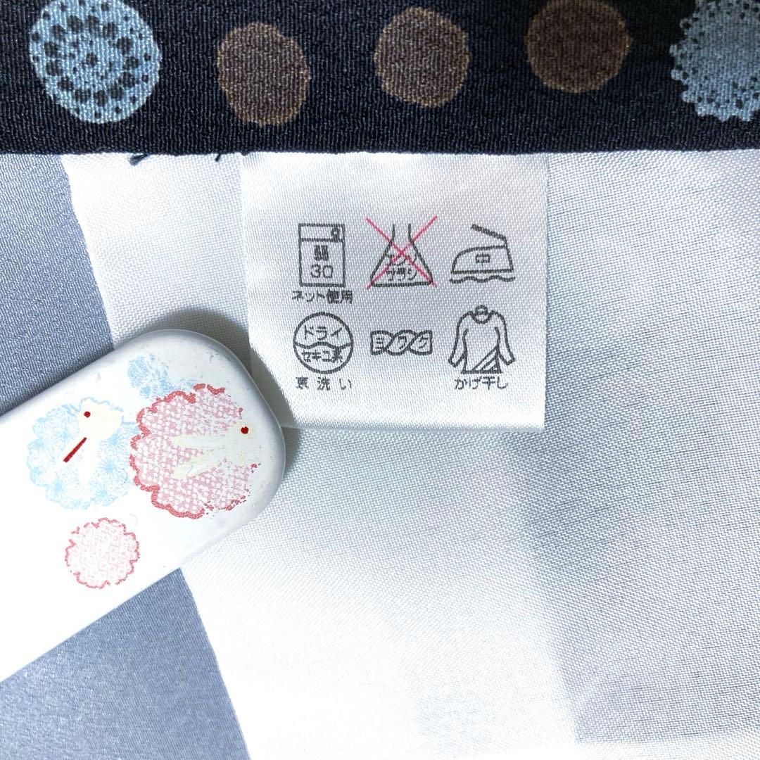 【美品✨】東レシルック　京都小泉　洗える着物　小紋　黒色　水玉　蝶　日本製　I3